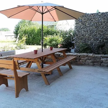 Сasa de vacaciones Vakantieboerderij Ferme Le Bleuet Ohey